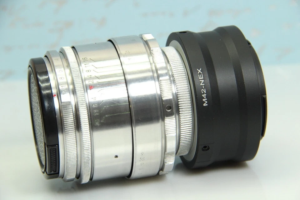 Soviet Lens Helios-44-2 58mm f./ 2 M42 Silver + Sony E NEX for E-mount cameras - Image 3 of 4