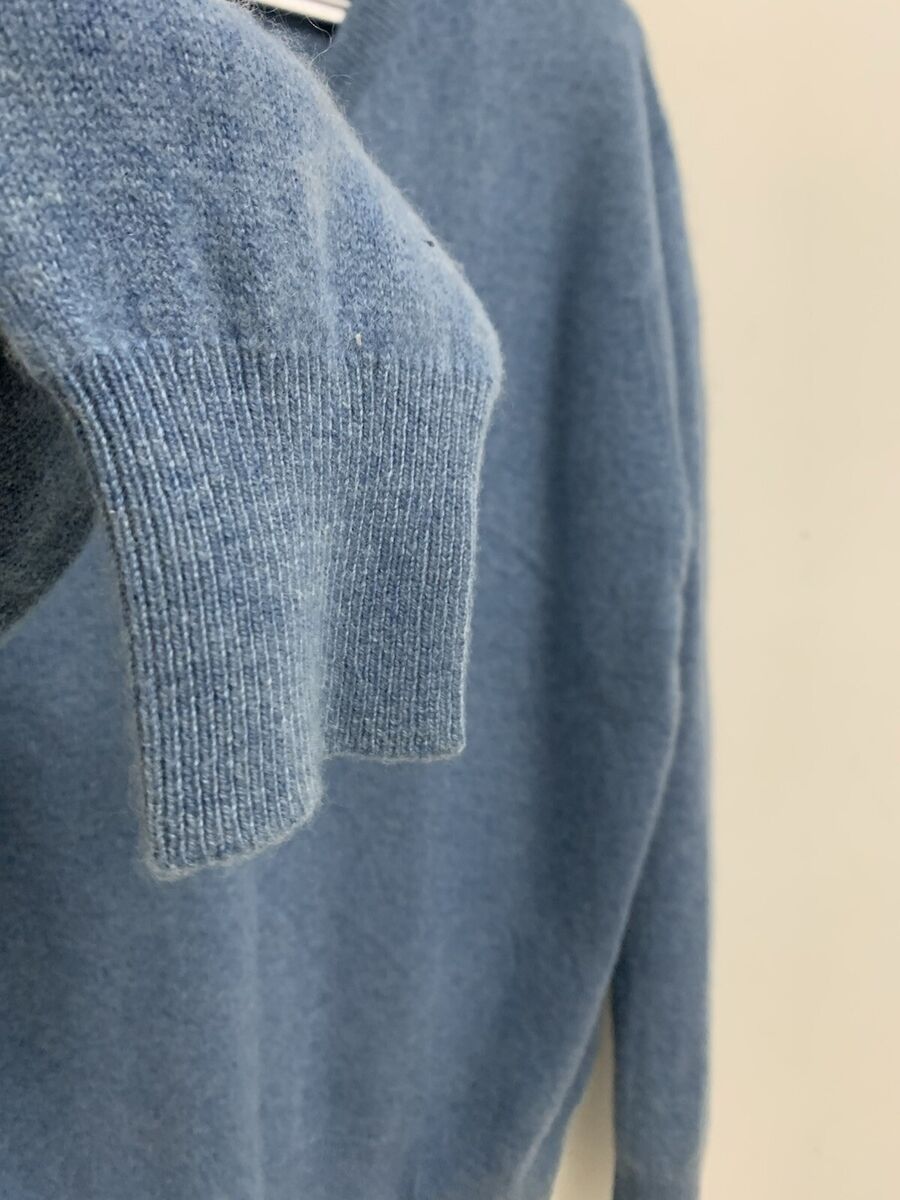 JOHNSTONS OF ELGIN Sweater Size 44 / XL Cashmere Made In JOHNSTONS OF ELGIN Sweater Size 44 / XL Cashmere Made In