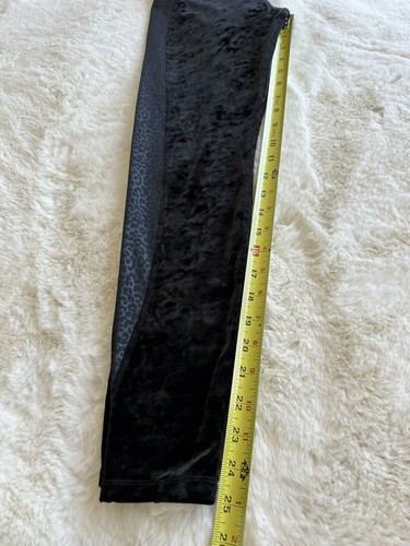 Good American schwarze Samt Leggings Gr. 2 - Bild 8 von 8