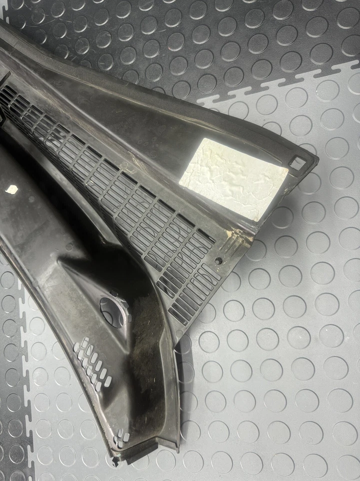 Cubierta de capucha parabrisas delantero Jeep Renegade 2015-2023 OEM 735578379 Foto 4 de 4