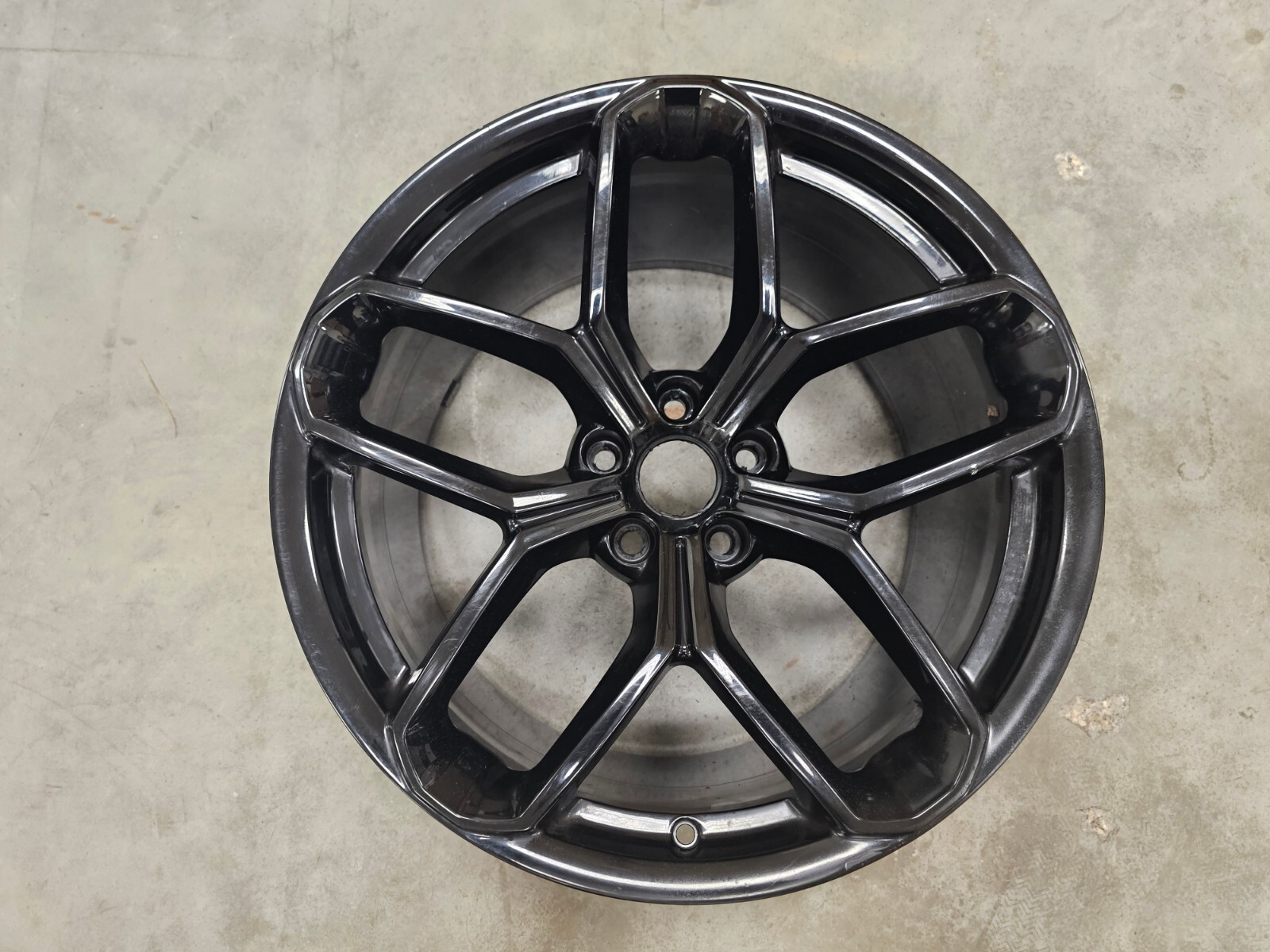 19" Lamborghini Huracan LP580 OEM wheel rim rear Kari 2019 2020 2021 2022 2023