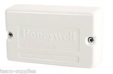 HONEYWELL 10 WAY WIRING JUNCTION BOX 42002116-002 BRAND NEW FOR CENTRAL HEATING