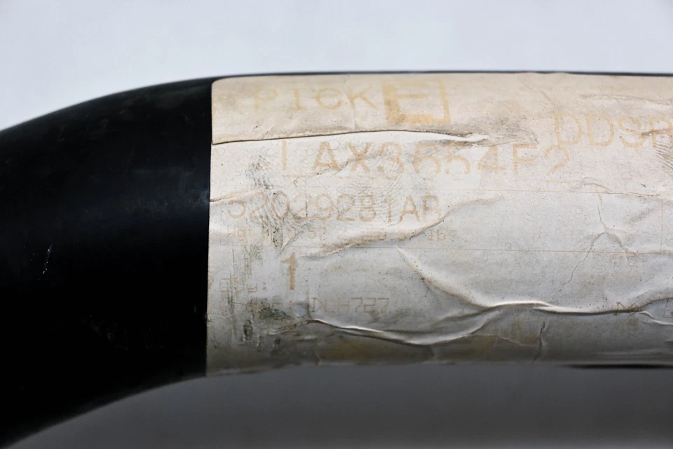 Conjunto de manguera de refrigerante de radiador Mopar 52029281AB NUEVO EN STOCK Foto 3 de 3