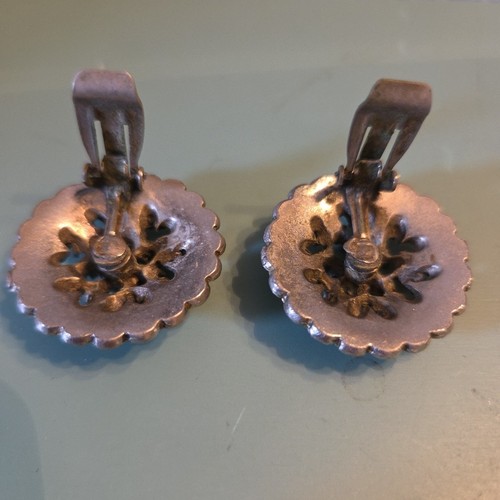 Vintage Clip On Earrings Silver-tone Pastel Crystal Rhinestone - Picture 3 of 7