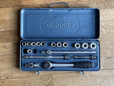GEDORE Steckschlüsselsatz Rätschenkasten ½ Zoll, SW 11- 32mm, Metallkoffer