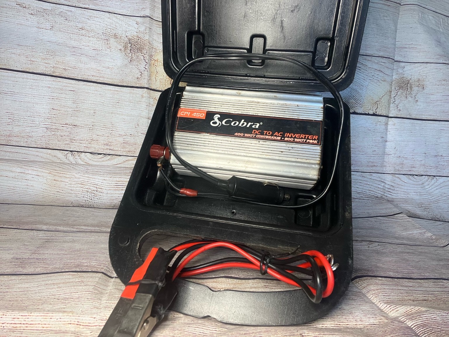 Cobra 400W Power Inverter DC to AC w/ Case – 12V Car Truck RV Tested. Available Now for $35.00