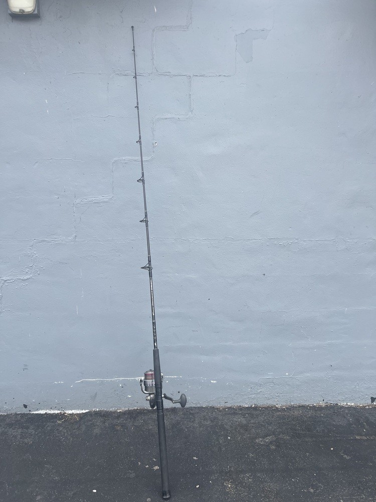 TSUNAMI FIVE STAR TFSBS-70IMH ROD W/ QUANTUM OPTIX 80 REEL-L
