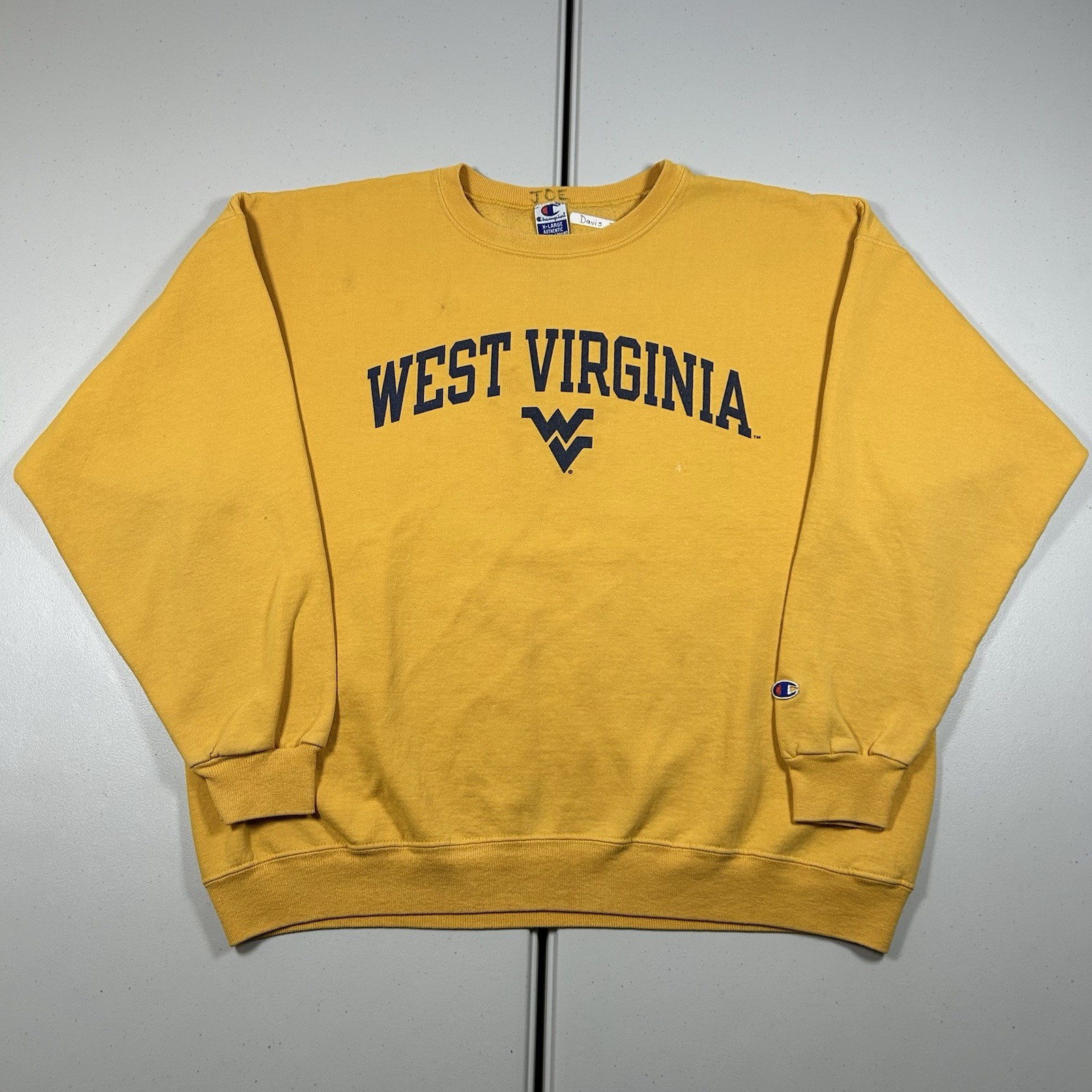 Vintage 90s West Virginia University Sweatshirt Size XL Boxy Fit Champion USA