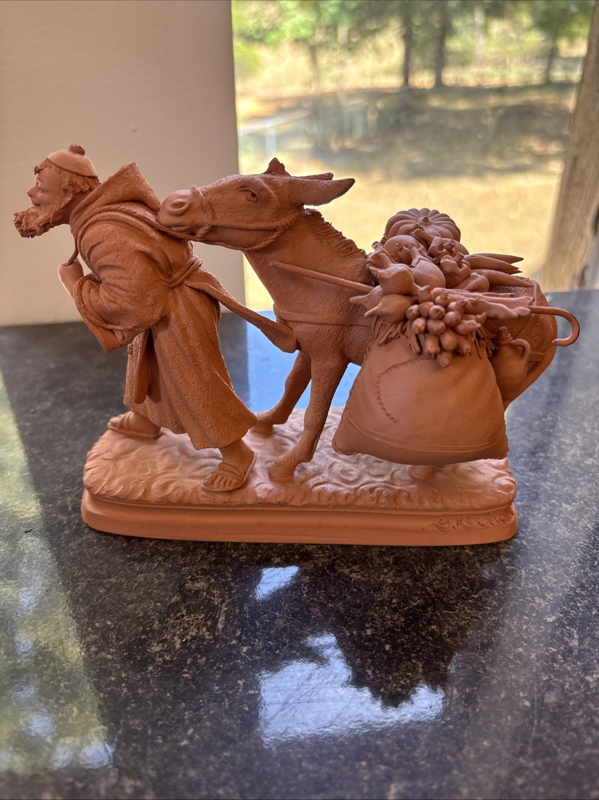 Picture 5 of 24
