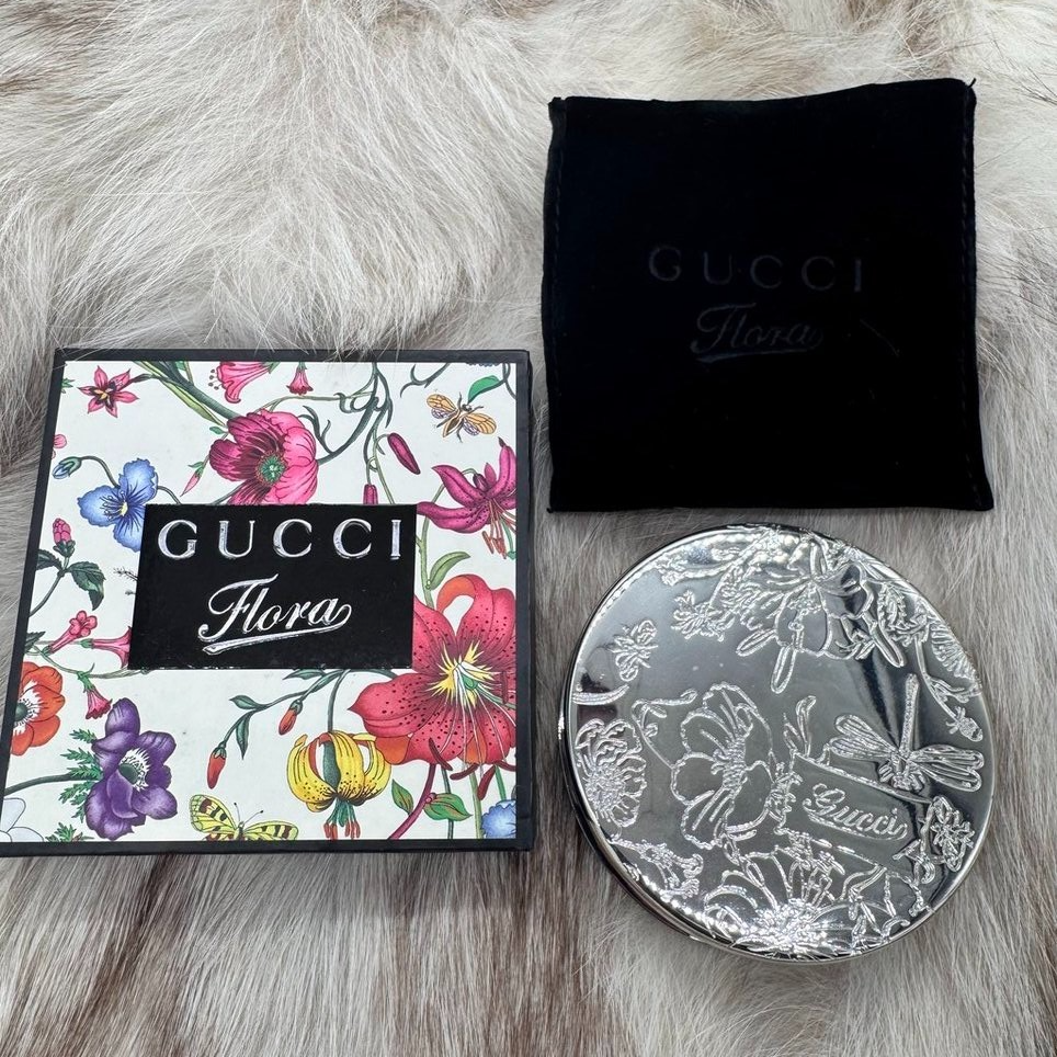 NEW GUCCI FLORA Silver Compact Mirror with Box – Floral Relief