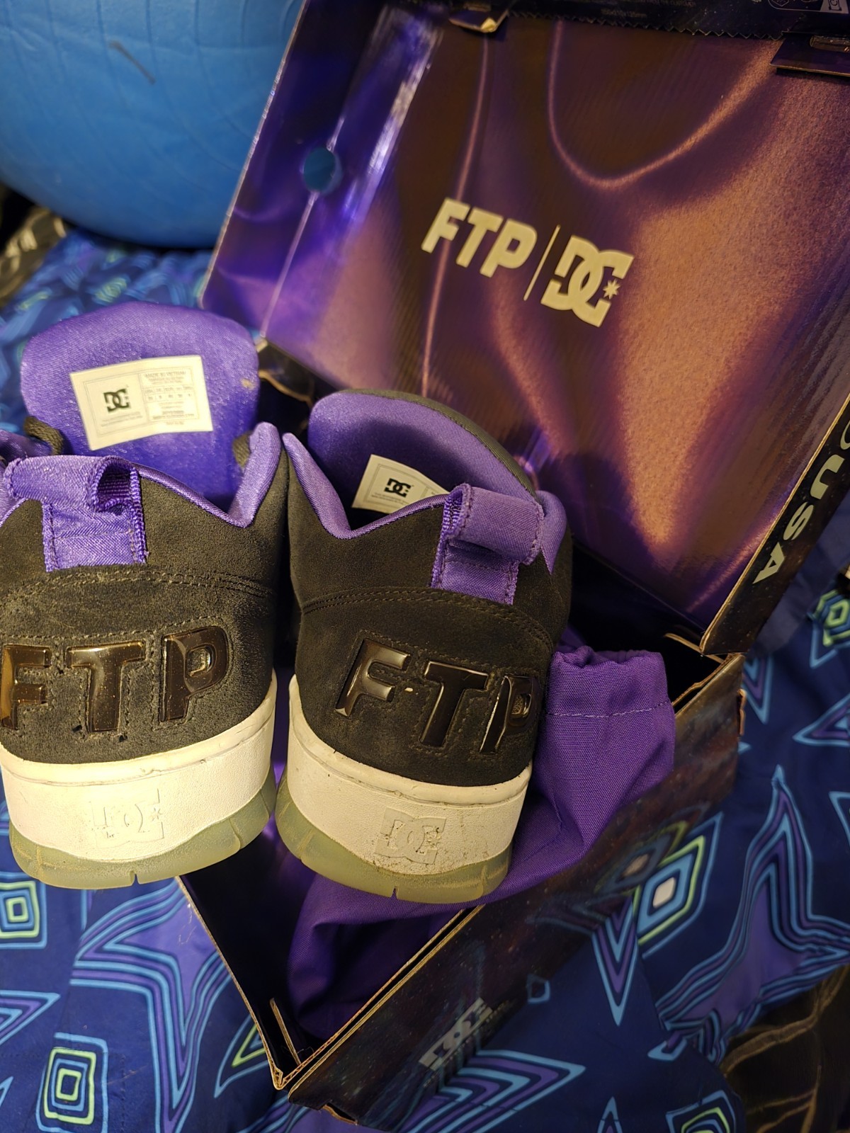 FTP DC Clocker 2 Size 10 Aliens F*** the Populati… - image 3