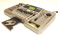 BOSS BR-1180CD Digital Recording Studio – 8-Track Recorder mit CD-R/RW Brenner