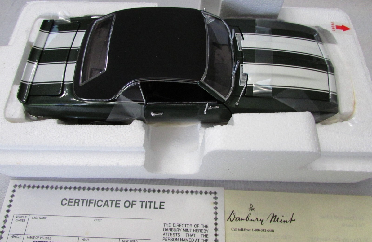 DANBURY MINT LTD ED 1969 CHEVROLET CAMARO Z/28 1:24 SCALE GREEN