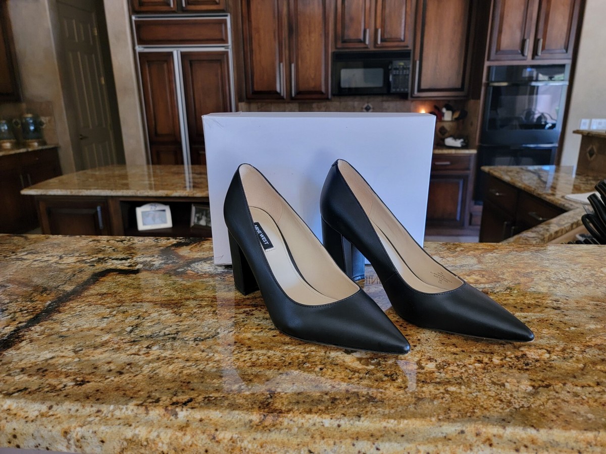 EUC! WORN ONCE, NINE WEST CARA WOMEN'S BLOCK HEEL PUMPS BLACK, SIZE 9M