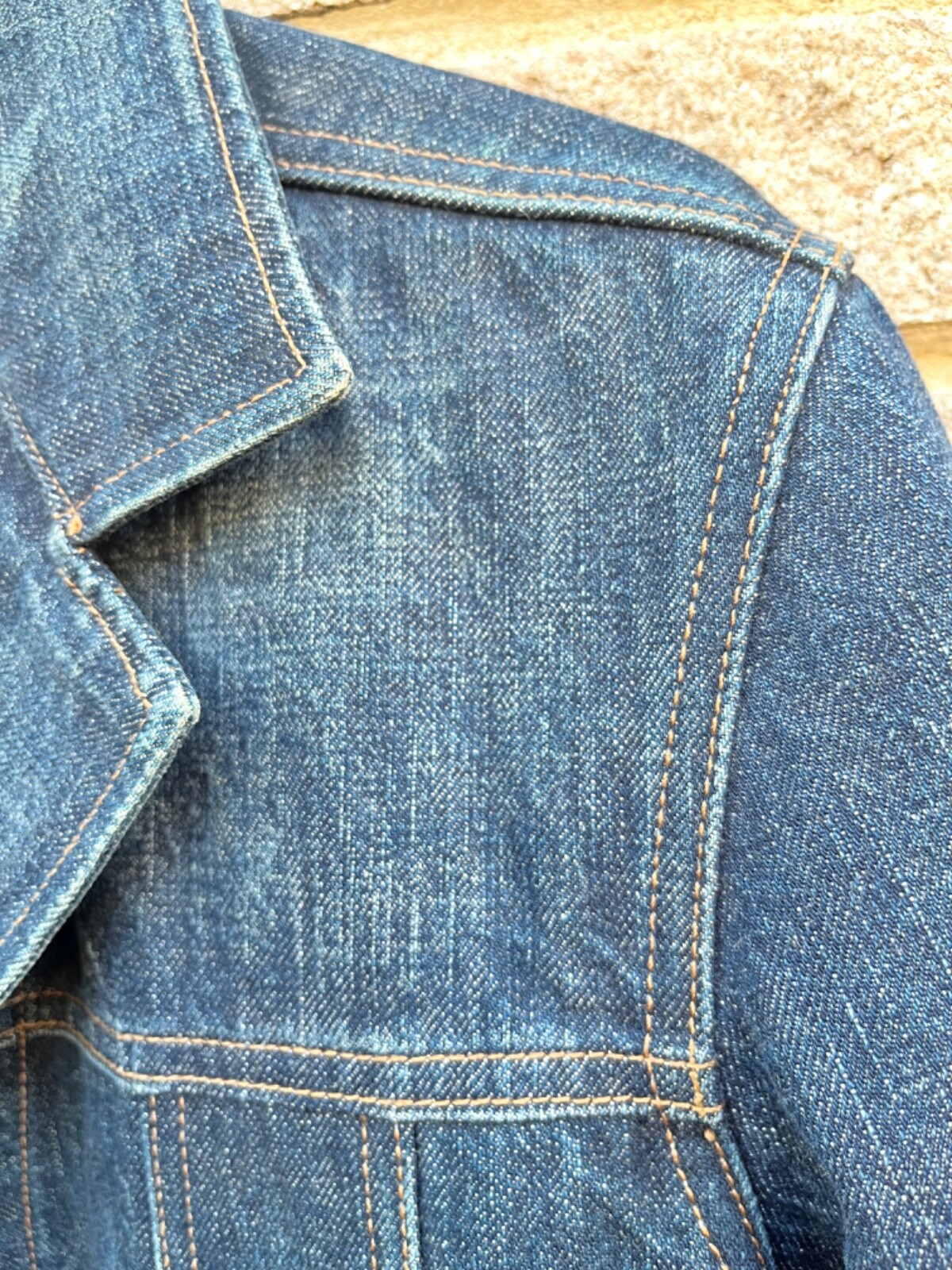 Picture 3 of 8