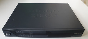 Router Cisco C886VA-K9 inkl. Netzteil