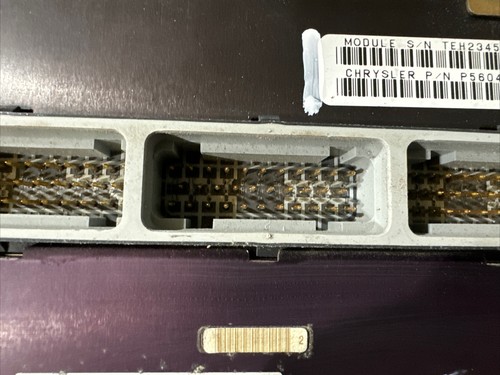 1996 DODGE DAKOTA 2.5L M/T ENGINE COMPUTER MODULE - ECM PCM 56040800 - Picture 5 of 10