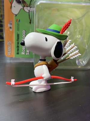 Ultra Detail Figure Peanuts SNOOPY ROBIN HOOD Medicom Toy UDF No