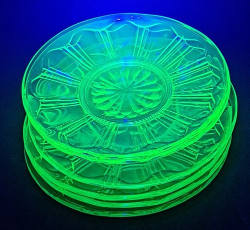 Uranuim Sherbet / Bread n Butter / Pie / Saucer 6" Plate. Anchor Hocking GLOWS - Picture 7 of 10