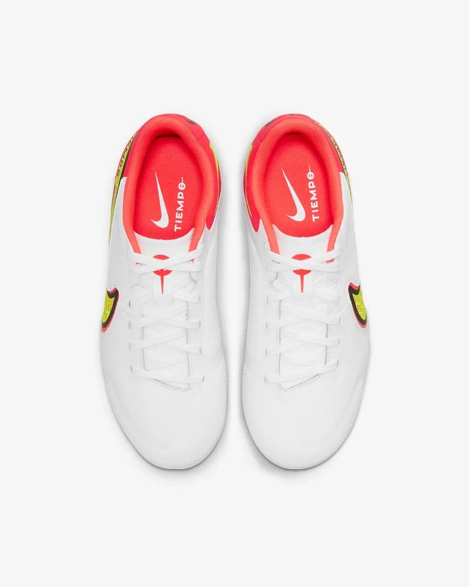 NIKE JR LEGEND 9 CLUB FG/MG SOCCER CLEATS DA1331-176 | eBay display picture 1