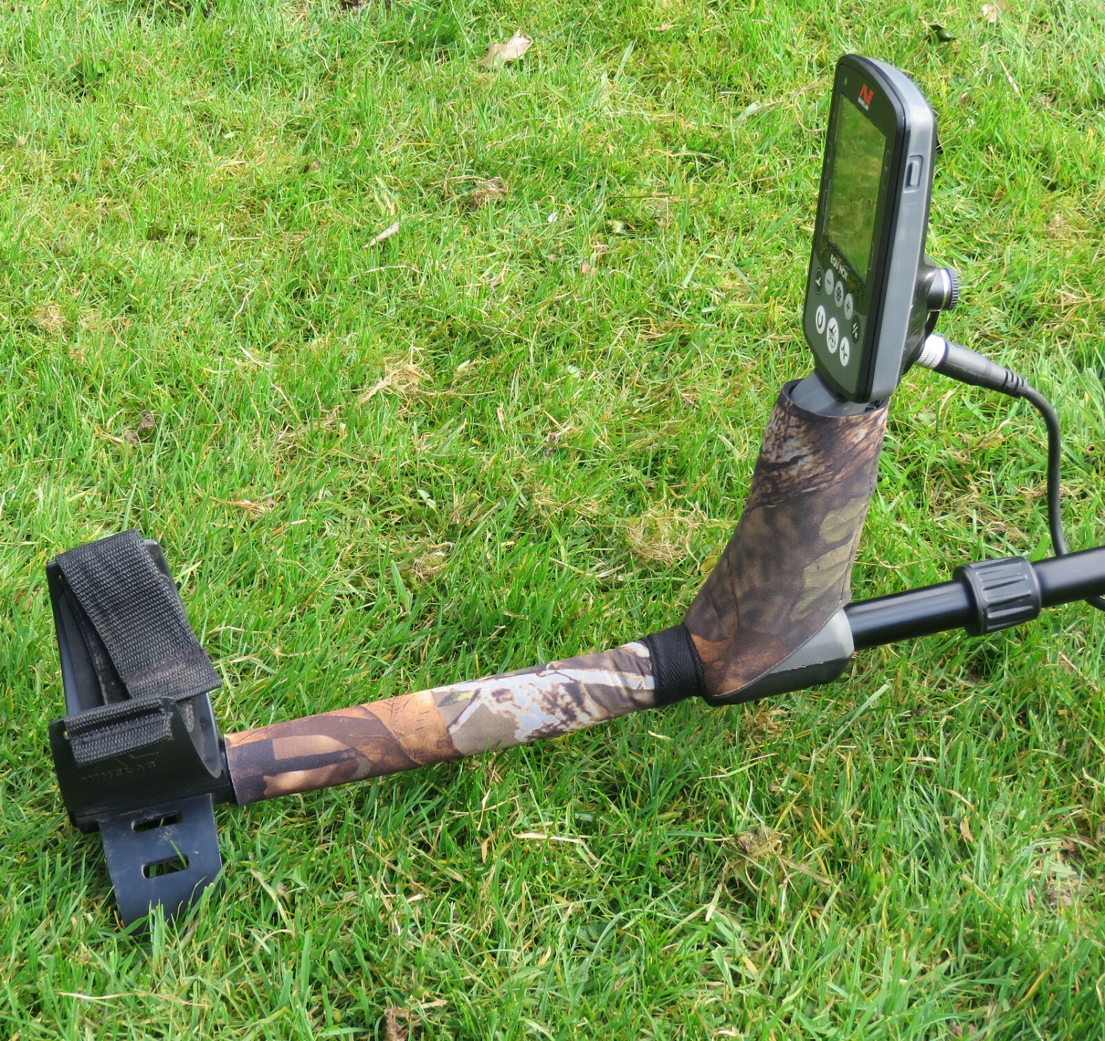 MINELAB EQUINOX 600/800 - METAL DETECTOR COVERS - PAIR OF STEM COVERS