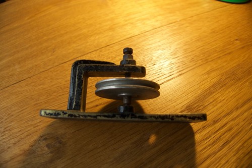 Pulley Wheel Lab Mount Vintage Science Lab Apparatus - Picture 5 of 12