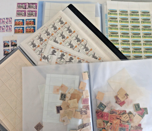 LIMITED OFFER! 800 different world stamps + 12 sheets.