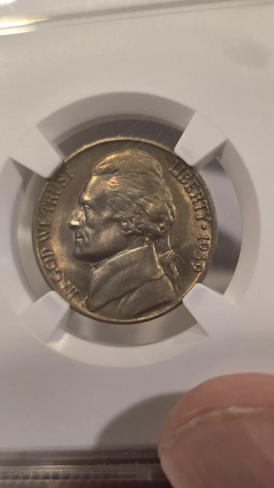 1939 D Jefferson Nickel Reverse of 38 MS66 NGC. BEAUTIFUL TONING AND COLOR - Image 2 of 3