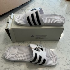NIB Adidas Men  s Adissage White  Black Slide Sandals Slip On Size 17
