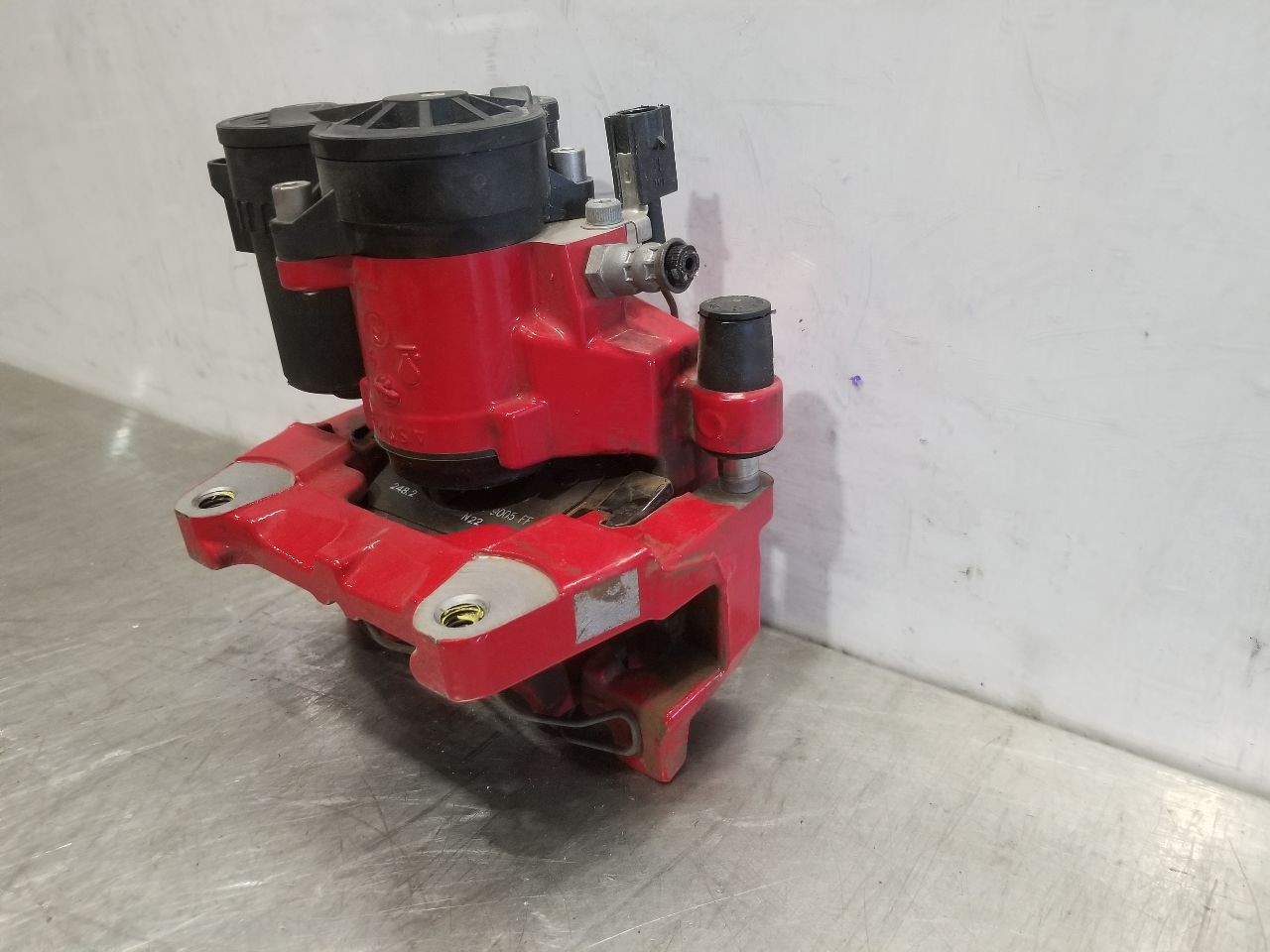 23 2023 MASERATI GRECALE BRAKE CALIPER REAR RIGHT PASSENGER RED 