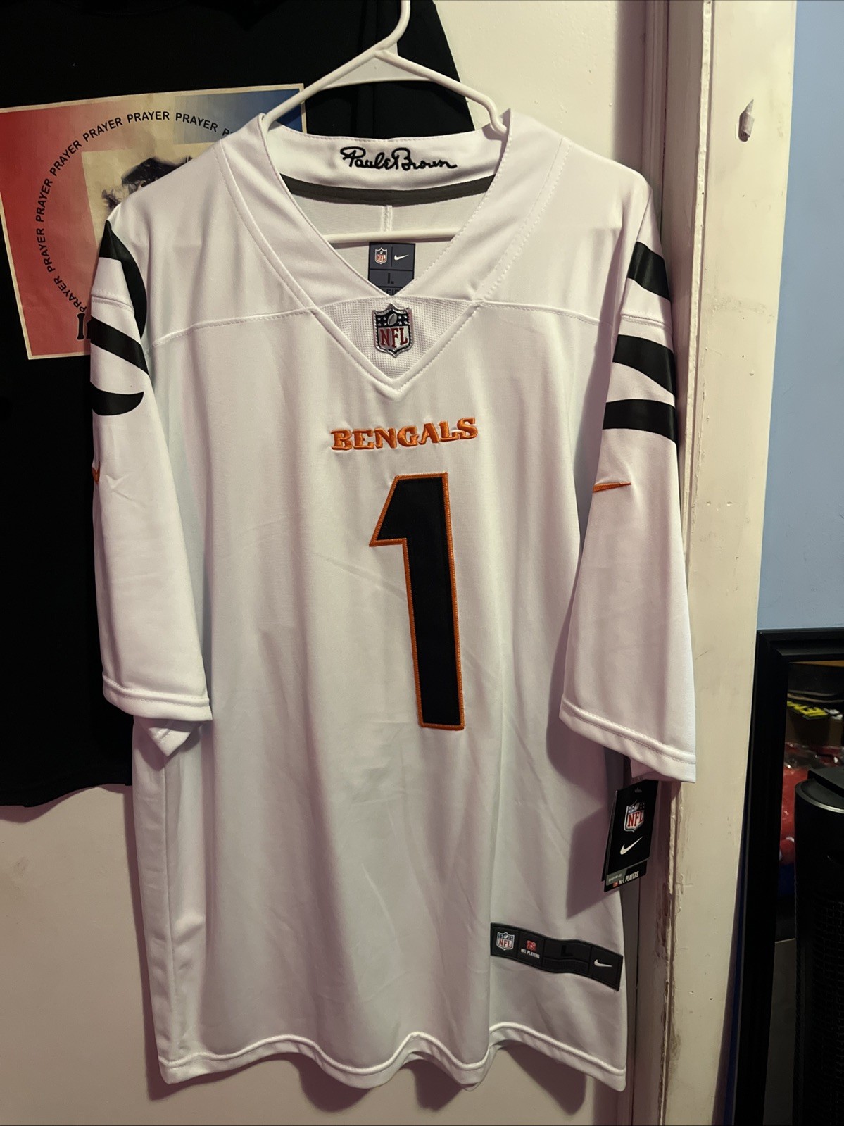 Picture 1 of 2