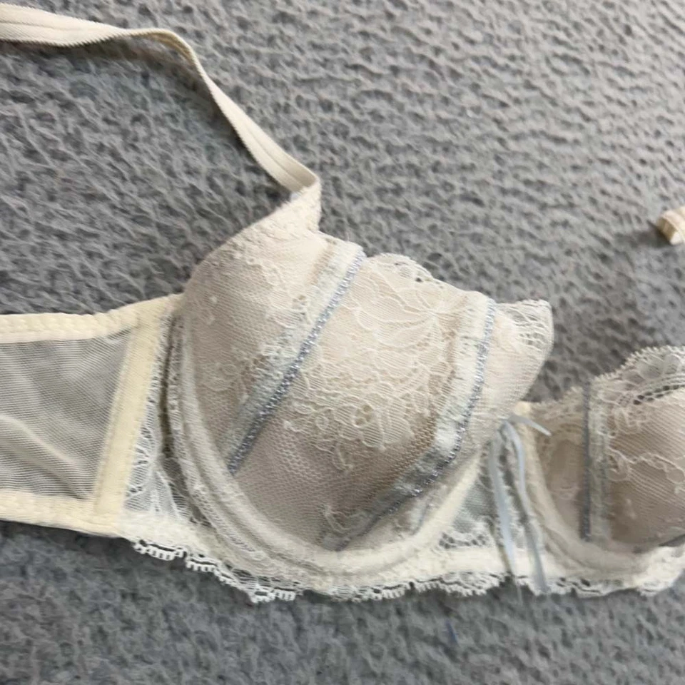 Sujetador DKNY 32B Sujetador Balconette 453507 Belle Du Jour Sujetador de encaje sobre balconette Foto 4 de 4