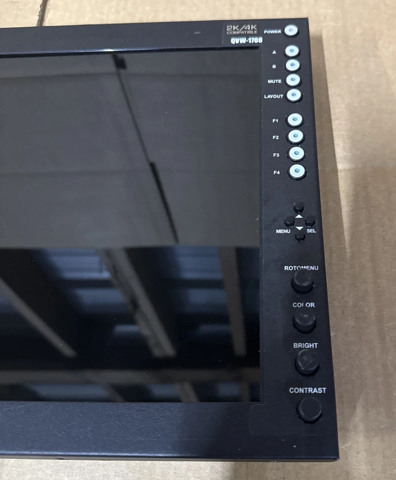 Marshall Electronics Desktop Quad View 17" Native Resolution Monitor, 3G-SDI - Image 2 of 4