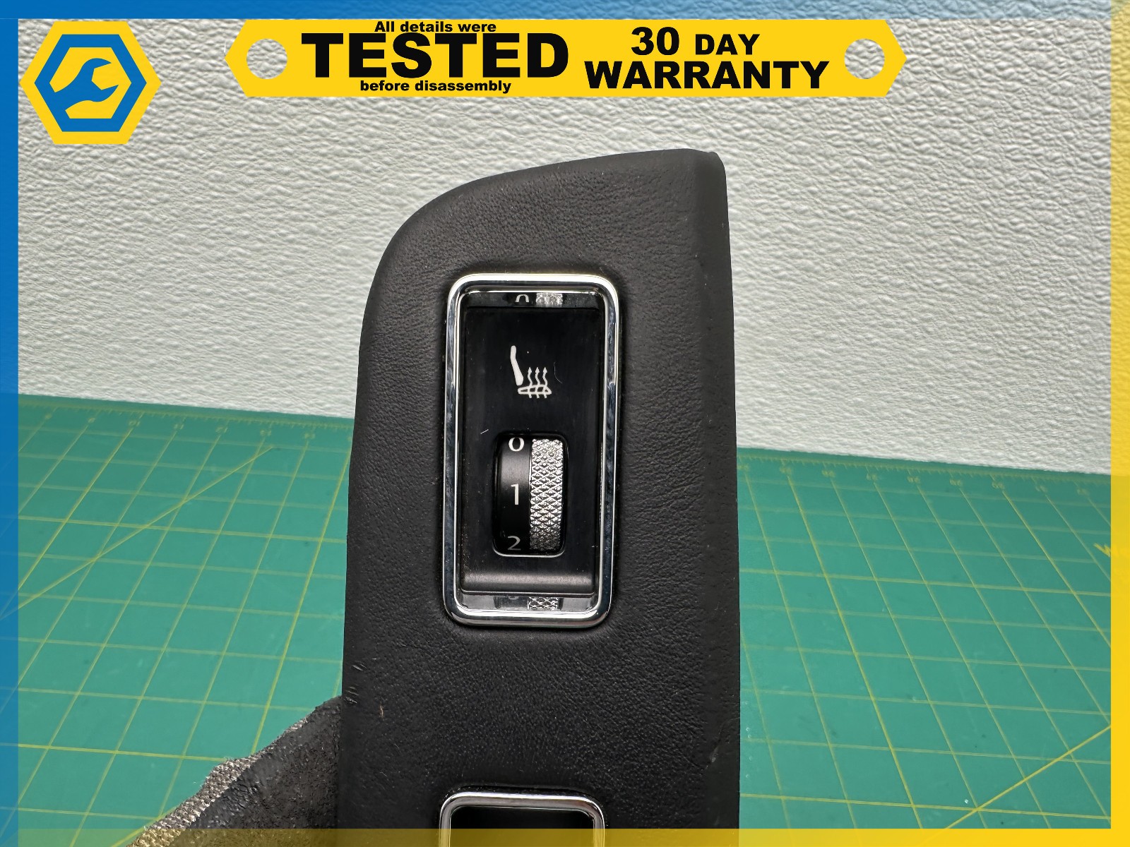 06-13 BENTLEY Flying Spur REAR RIGHT PASSENGER DOOR WINDOW CONTROL SWITCH OEM