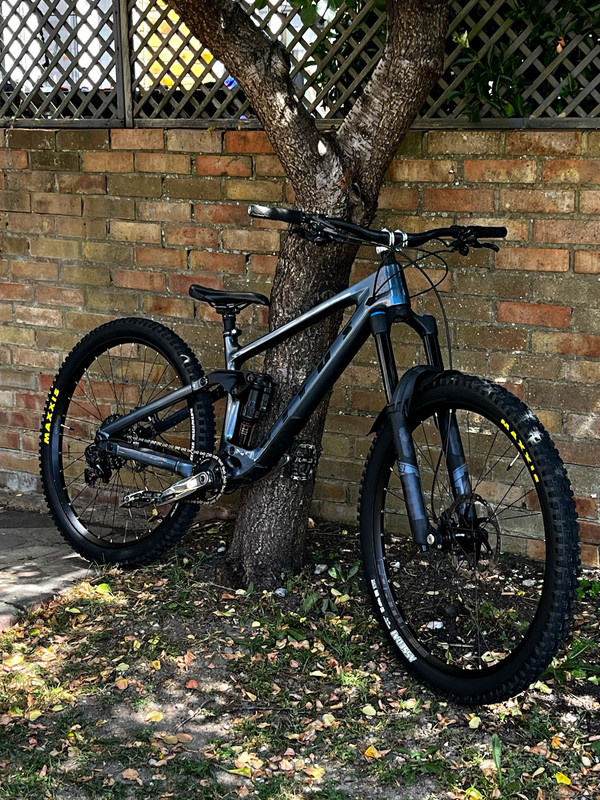 Vitus Sommet enduro mountain bike medium 29