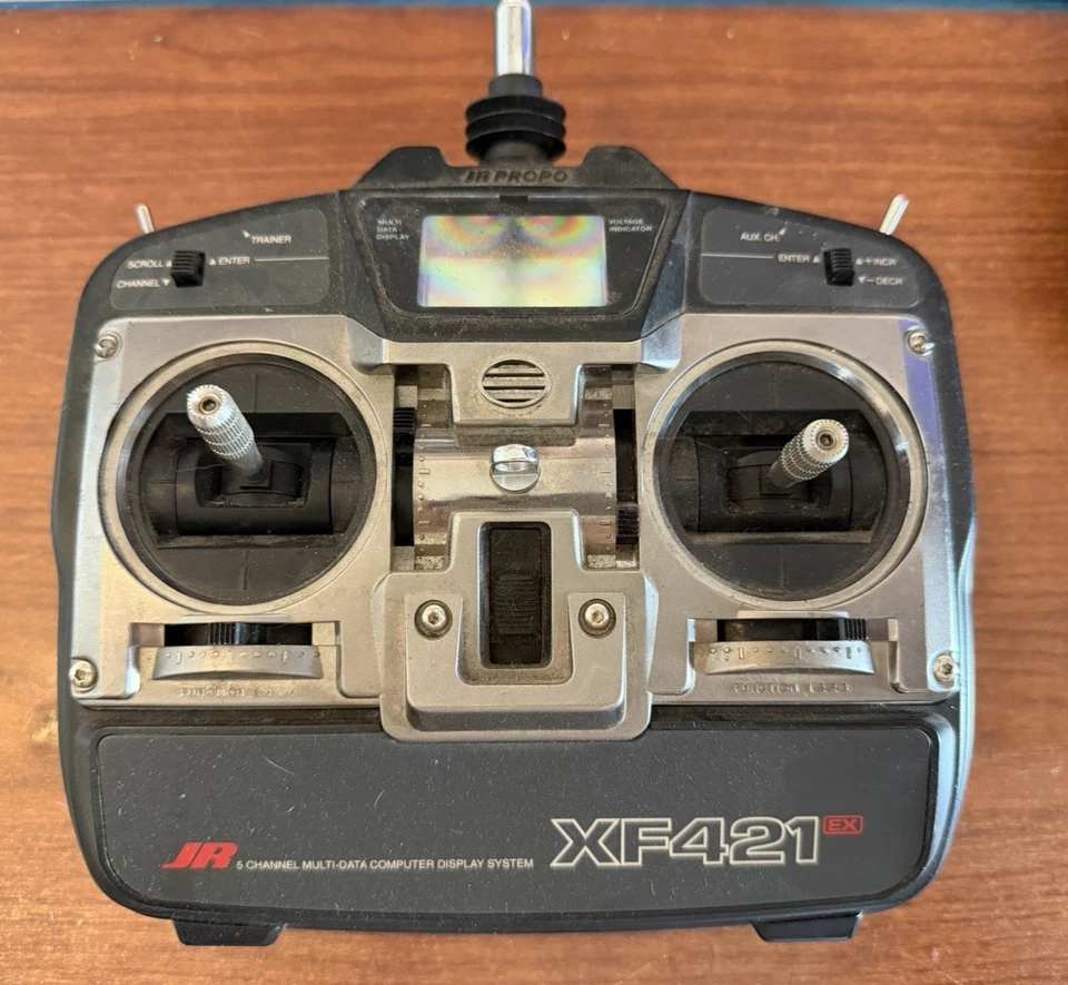 5-канальный передатчик JR XF421 Б/У на CH 39 - Изображение 2 из 2