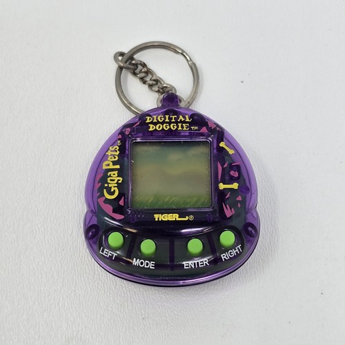 Tiger Electronics Giga Pets Digital Doggie Virtual Pet Purple 1997 Vintage
