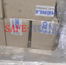 1PC ECKERLE EIPC3-040RA23-10 Gear pump New