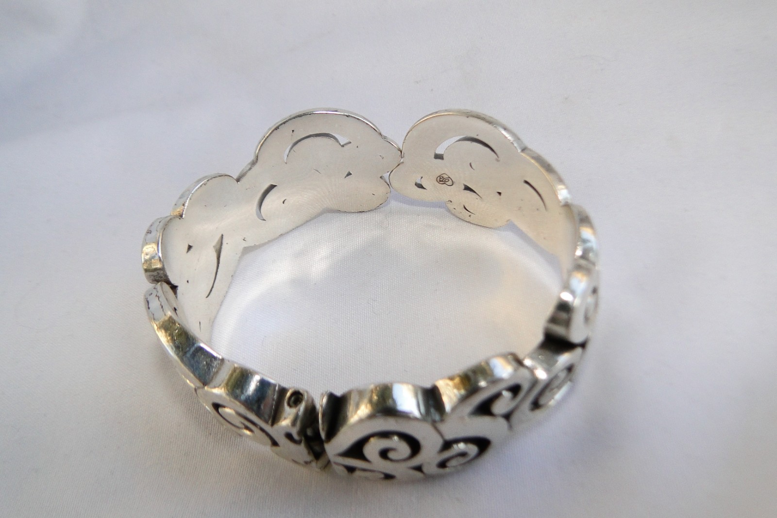 Brighton Mingle Silver Hinged Bangle Bracelet - image 3