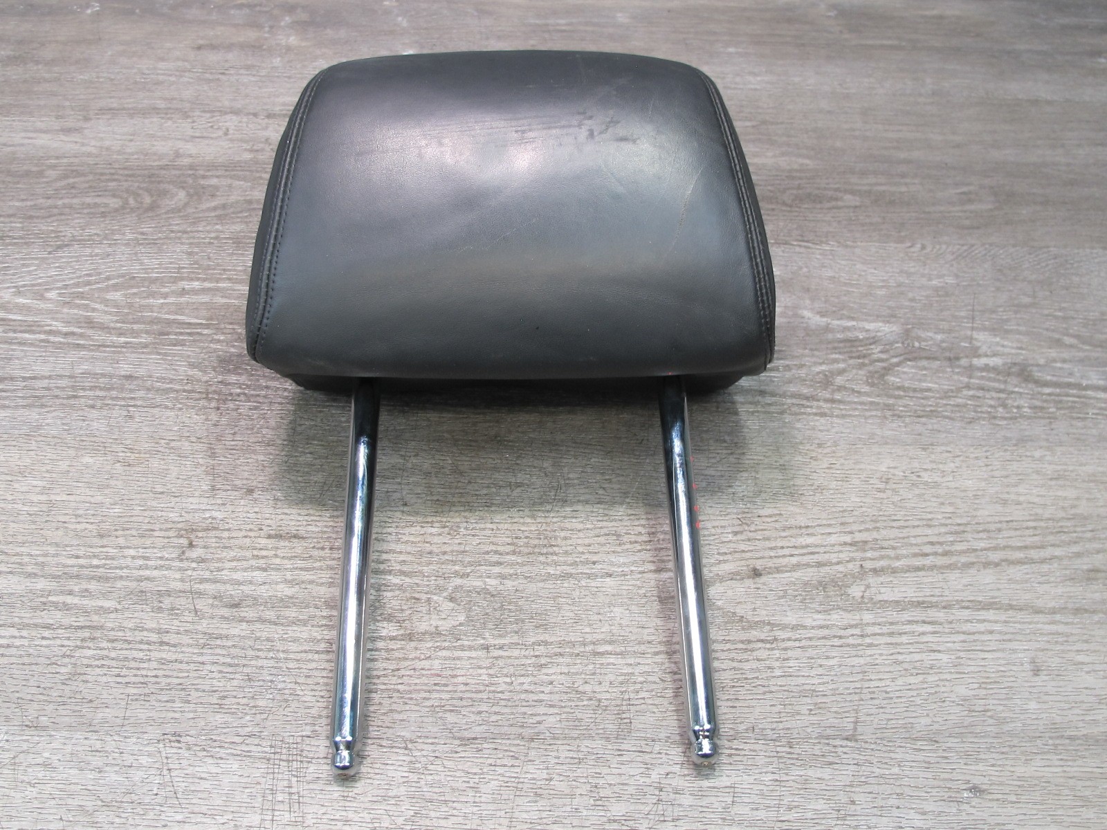 2006-2012 BENTLEY CONTINENTAL FLYING SPUR FRONT SEAT LEATHER HEADREST SET OF 2