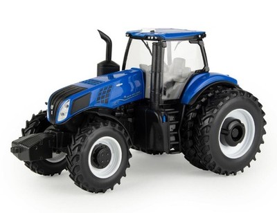 ERTL - NEW HOLLAND T8.380 Genesis mit Zwillingsbereifung - 1/32 - ERT13976