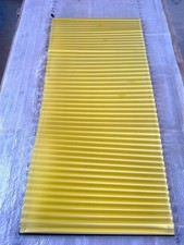 Tenda Plissettata  Mottura in stoffa gialla e struttura in Alluminio usata