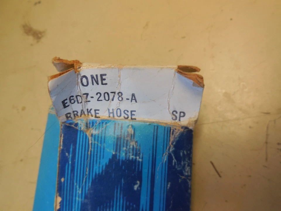 Manguera de freno delantera derecha Ford Taurus 1986 1987 E6DZ-2078-A Foto 3 de 3