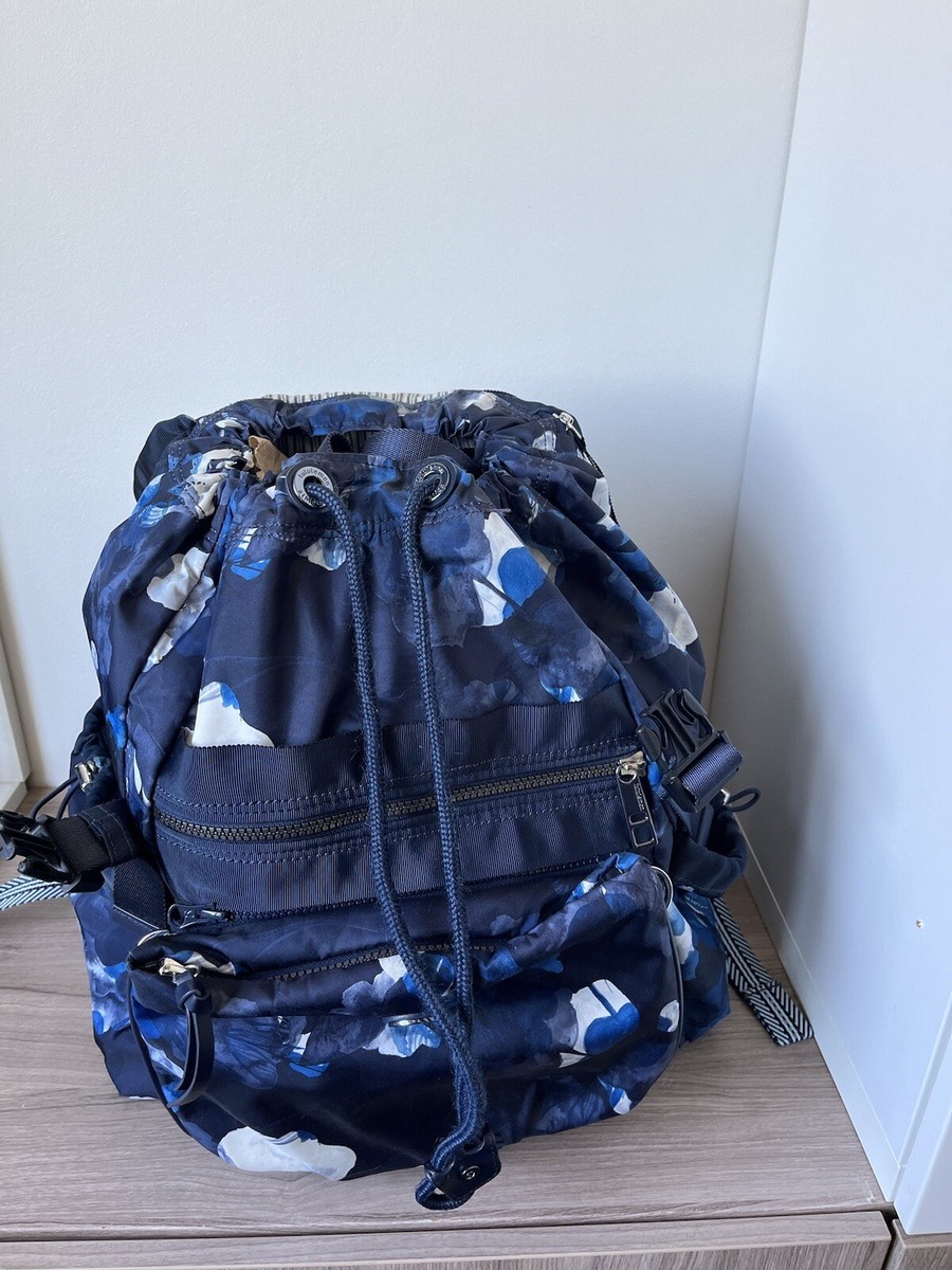 can you wash a nike elite backpack Nike Backpack with Oil/Grease : r/laundry
