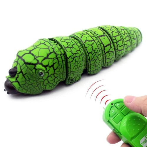 Plastic Infrared RC Caterpillar A Hilarious Prank Toy with Remote Control - Picture 6 of 24