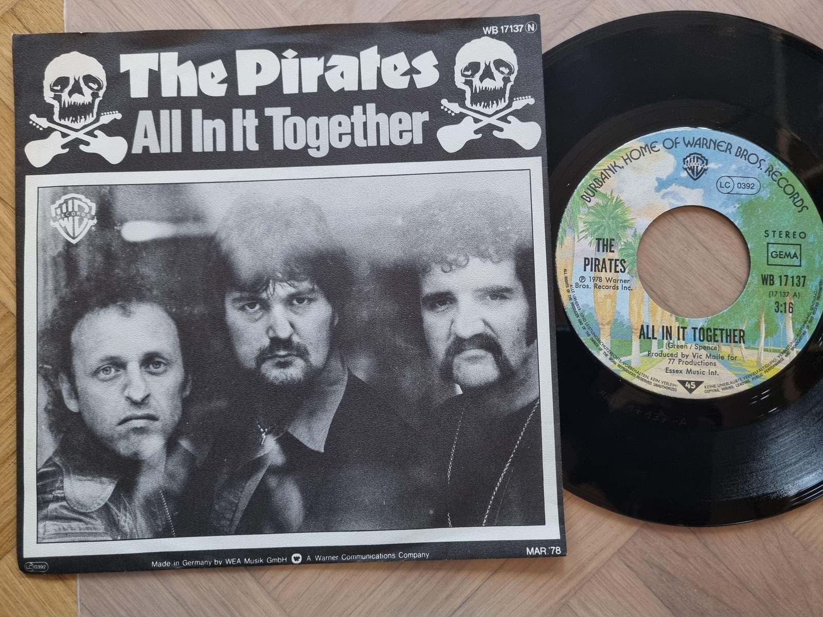 7"" Single The Pirates - All in it together Vinyl Germany