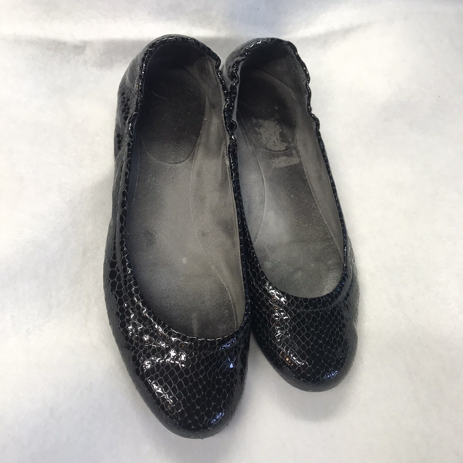 Stuart Weitzman Women's Size 9 Black Snakeskin Ballet Flats Patent