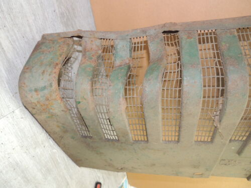 John Deere B Original Left Hand Grill Screen AB1535R - 第 2/8 張圖片