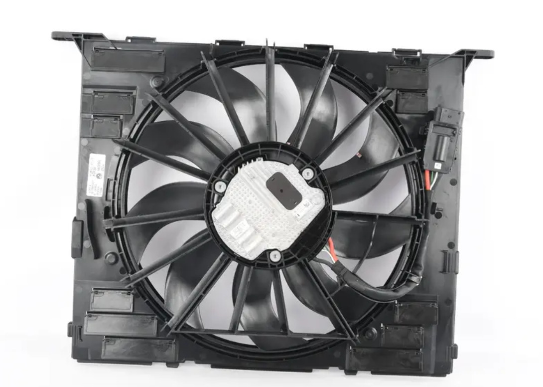 NEW BMW 5 G30 RADIATOR FAN HOUSING W/FAN 17427953399 7953399 NEW BMW 5 G30 RADIATOR FAN HOUSING W/FAN 17427953399 7953399