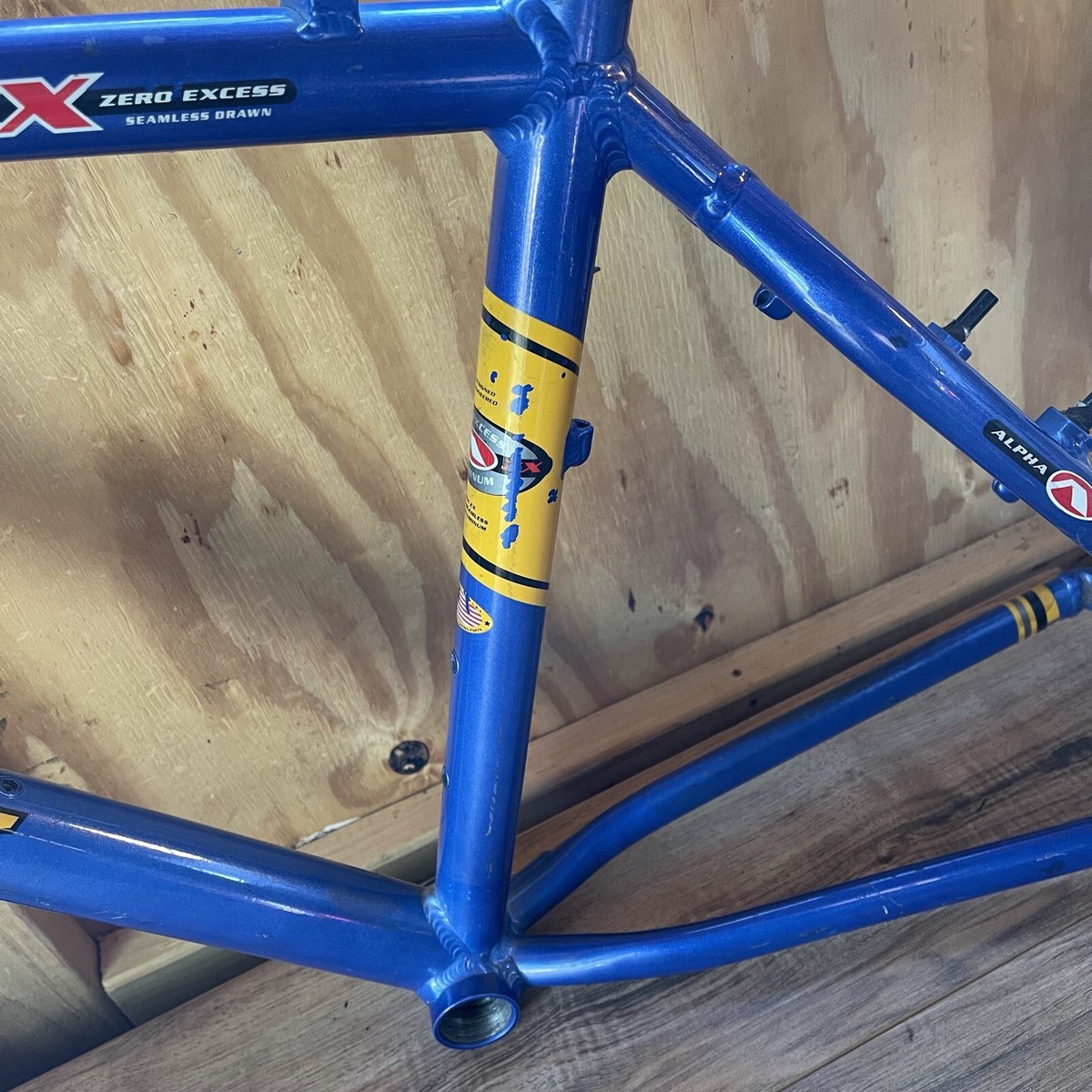 1999 Trek 7000 ZX Mountain Bike 18 Frame Rim & Disc Brake